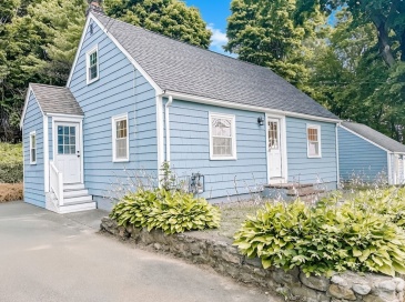 21 Bridge St, Beverly, Massachusetts, 4 Bedrooms Bedrooms, 7 Rooms Rooms,1 BathroomBathrooms,Residential,For Sale,Bridge St,73551323 21 Bridge St, Beverly, Massachusetts, 4 Bedrooms Bedrooms, 7 Rooms Rooms,1 BathroomBathrooms,Residential,For Sale,Bridge St,73551323