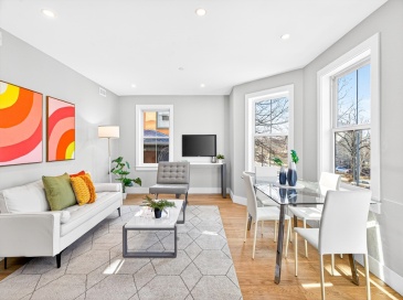 584 Cambridge St, Boston, Massachusetts, 3 Bedrooms Bedrooms, 4 Rooms Rooms,2 BathroomsBathrooms,Residential Lease,For Rent,Cambridge St,73537047