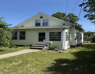 5 Wrightson Ave, Montague, Massachusetts, 3 Bedrooms Bedrooms, 7 Rooms Rooms,1 BathroomBathrooms,Residential,For Sale,Wrightson Ave,73528456