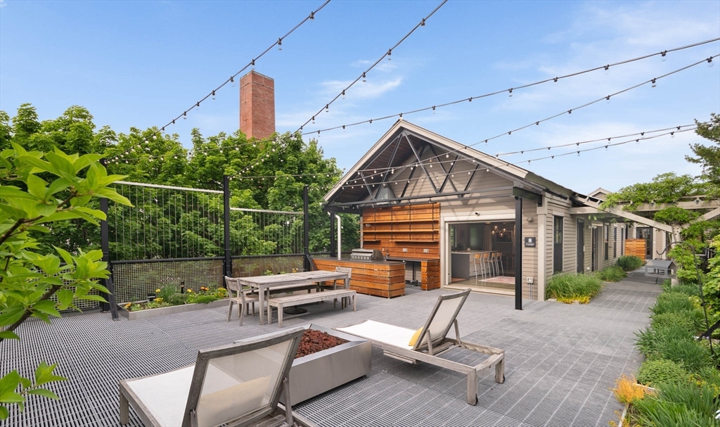 3 Tannery Brook Row, Somerville, Massachusetts, 1 Bedroom Bedrooms, 3 Rooms Rooms,1 BathroomBathrooms,Residential,For Sale,Tannery Brook Row,73522463