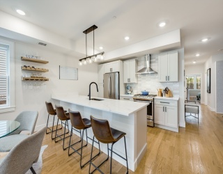 34 Dorset, Boston, Massachusetts, 3 Bedrooms Bedrooms, 6 Rooms Rooms,2 BathroomsBathrooms,Residential Lease,For Rent,Dorset,73551234
