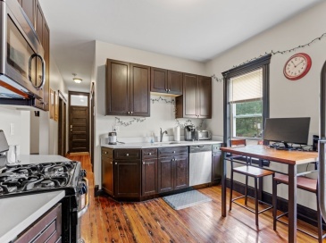 18 Peverell St, Boston, Massachusetts, 3 Bedrooms Bedrooms, 5 Rooms Rooms,1 BathroomBathrooms,Residential Lease,For Rent,Peverell St,73551235 18 Peverell St, Boston, Massachusetts, 3 Bedrooms Bedrooms, 5 Rooms Rooms,1 BathroomBathrooms,Residential Lease,For Rent,Peverell St,73551235