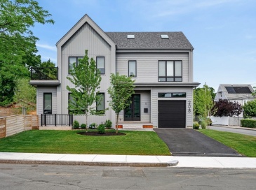 208 Chapel, Newton, Massachusetts, 5 Bedrooms Bedrooms, 9 Rooms Rooms,5 BathroomsBathrooms,Residential Lease,For Rent,Chapel,73551340 208 Chapel, Newton, Massachusetts, 5 Bedrooms Bedrooms, 9 Rooms Rooms,5 BathroomsBathrooms,Residential Lease,For Rent,Chapel,73551340