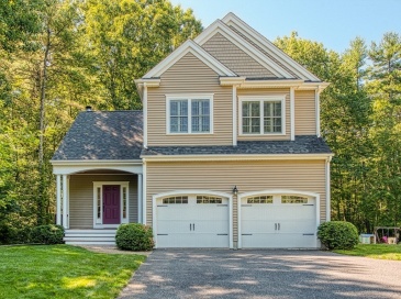 107 Field St, Taunton, Massachusetts, 3 Bedrooms Bedrooms, 7 Rooms Rooms,2.5 BathroomsBathrooms,Residential,For Sale,Field St,73551350