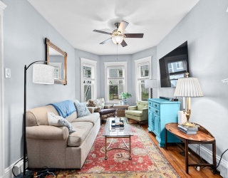 12 Houghton St, Boston, Massachusetts, 2 Bedrooms Bedrooms, 5 Rooms Rooms,1 BathroomBathrooms,Residential Lease,For Rent,Houghton St,73551382