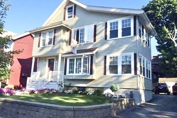 42 Century Street, Medford, Massachusetts, 2 Bedrooms Bedrooms, 6 Rooms Rooms,1 BathroomBathrooms,Residential Lease,For Rent,Century Street,73551386