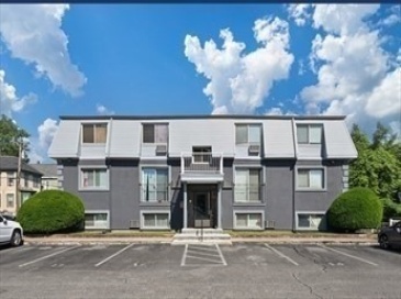 222 Stackpole St, Lowell, Massachusetts, 1 Bedroom Bedrooms, 3 Rooms Rooms,1 BathroomBathrooms,Residential Lease,For Rent,Stackpole St,73551432