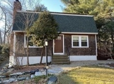 21 Rangeway, Lexington, Massachusetts, 4 Bedrooms Bedrooms, 7 Rooms Rooms,2 BathroomsBathrooms,Residential Lease,For Rent,Rangeway,73551435