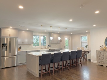 25-27 Suffolk, Chelsea, Massachusetts, 2 Bedrooms Bedrooms, 6 Rooms Rooms,2 BathroomsBathrooms,Residential Lease,For Rent,Suffolk,73551433