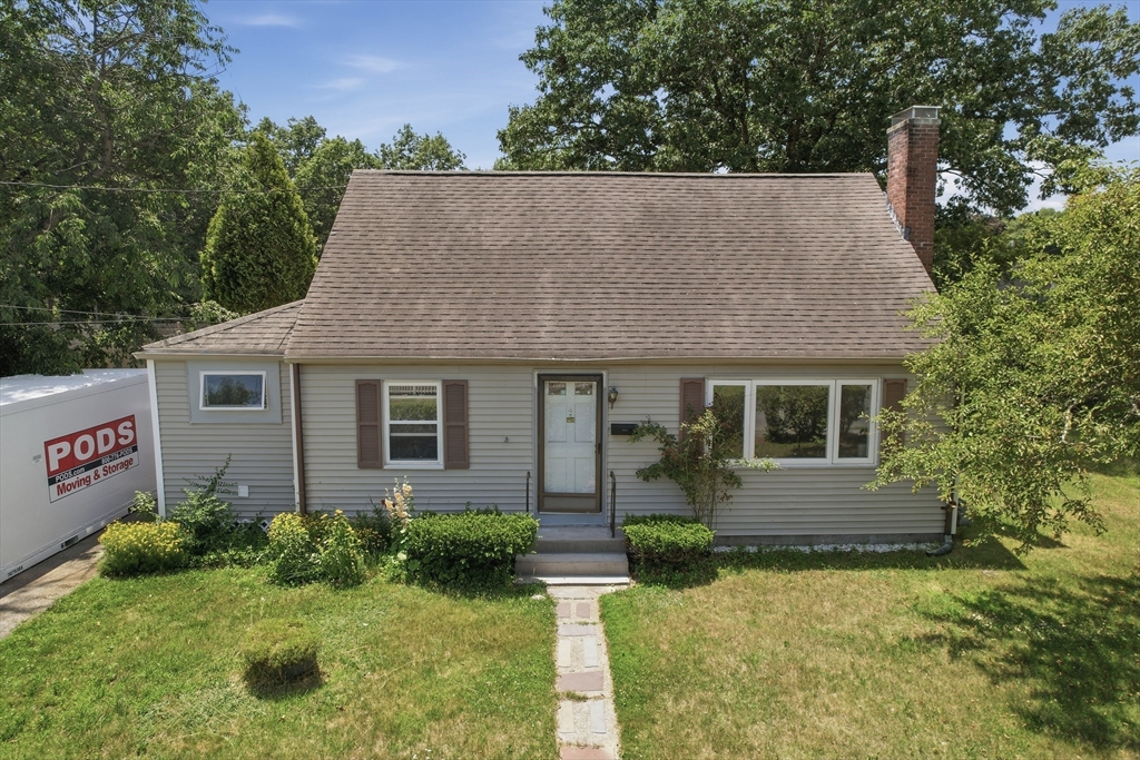 6 Meadowbrook Rd, Hudson, Massachusetts, 3 Bedrooms Bedrooms, 7 Rooms Rooms,1.5 BathroomsBathrooms,Residential,For Sale,Meadowbrook Rd,73551084