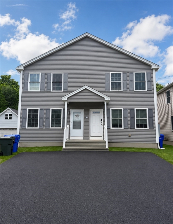125-127 Laconia Street, Springfield, Massachusetts, 6 Bedrooms Bedrooms, 10 Rooms Rooms,3 BathroomsBathrooms,Residential Income,For Sale,Laconia Street,73551173
