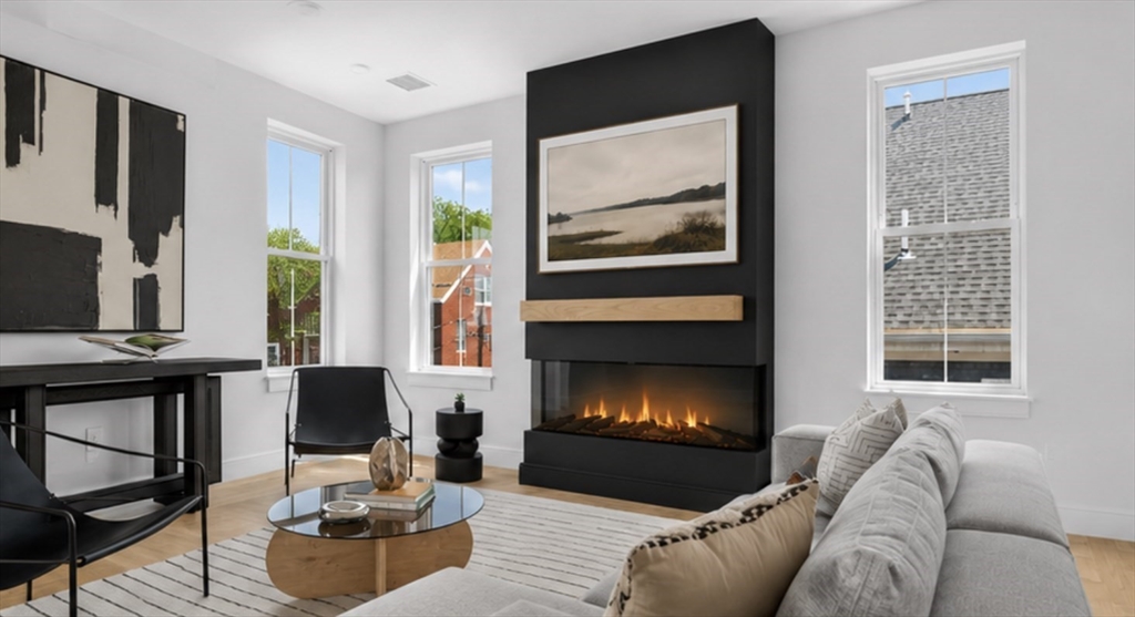 54 Dorset Street, Boston, Massachusetts, 3 Bedrooms Bedrooms, 4 Rooms Rooms,2 BathroomsBathrooms,Residential,For Sale,Dorset Street,73551210