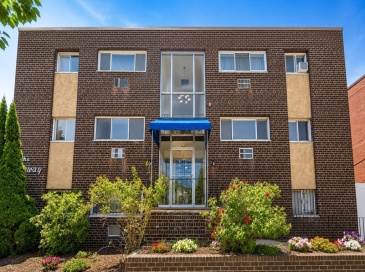 416 Belgrade Ave, Boston, Massachusetts, 2 Bedrooms Bedrooms, 4 Rooms Rooms,1 BathroomBathrooms,Residential,For Sale,Belgrade Ave,73551227 416 Belgrade Ave, Boston, Massachusetts, 2 Bedrooms Bedrooms, 4 Rooms Rooms,1 BathroomBathrooms,Residential,For Sale,Belgrade Ave,73551227