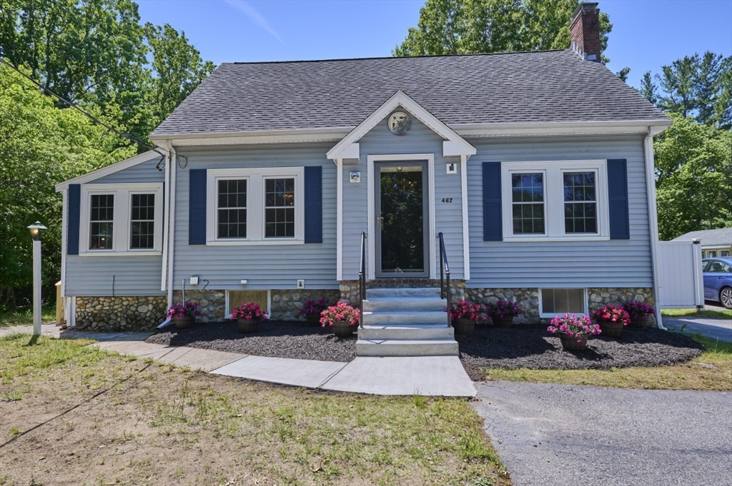 462 Park St, North Reading, Massachusetts, 3 Bedrooms Bedrooms, 7 Rooms Rooms,2 BathroomsBathrooms,Residential,For Sale,Park St,73533126