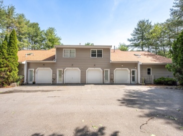 2 Aurora Ln, Salem, Massachusetts, 2 Bedrooms Bedrooms, 5 Rooms Rooms,2 BathroomsBathrooms,Residential,For Sale,Aurora Ln,73527748