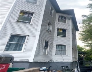 69 Oread St, Worcester, Massachusetts, 12 Bedrooms Bedrooms, 21 Rooms Rooms,3 BathroomsBathrooms,Residential Income,For Sale,Oread St,73411492