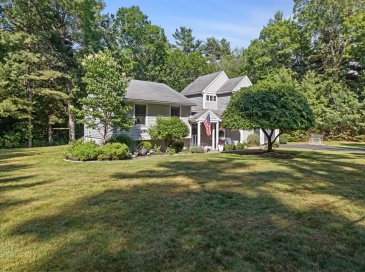 55 Union Bridge Road, Duxbury, Massachusetts, 4 Bedrooms Bedrooms, 13 Rooms Rooms,2 BathroomsBathrooms,Residential,For Sale,Union Bridge Road,73536865