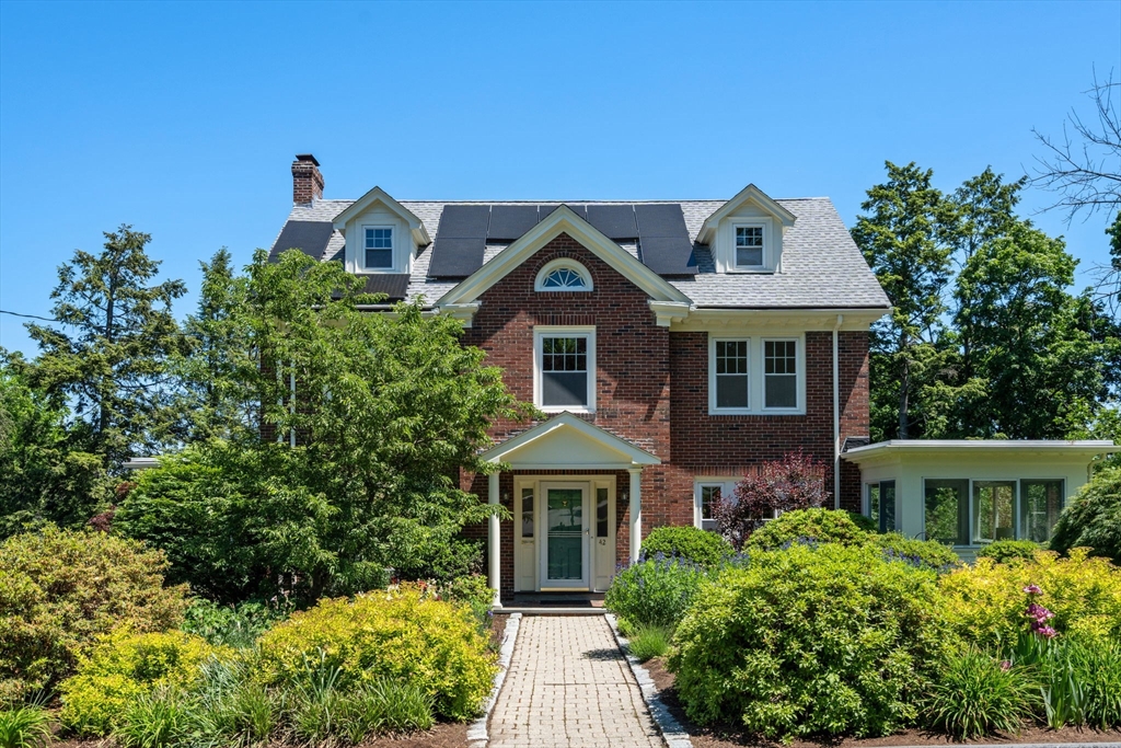 42 Fairmont Street, Belmont, Massachusetts, 6 Bedrooms Bedrooms, 14 Rooms Rooms,3.5 BathroomsBathrooms,Residential,For Sale,Fairmont Street,73531832