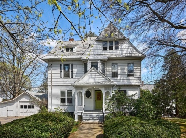 27 Crescent Street, Northampton, Massachusetts, 6 Bedrooms Bedrooms, 16 Rooms Rooms,5 BathroomsBathrooms,Residential Income,For Sale,Crescent Street,73504276