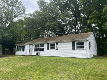 36 Simpson Drive, Framingham, Massachusetts, 3 Bedrooms Bedrooms, 6 Rooms Rooms,1 BathroomBathrooms,Residential,For Sale,Simpson Drive,73536135