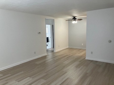 172 Summer St, Waltham, Massachusetts, 1 Bedroom Bedrooms, 4 Rooms Rooms,1 BathroomBathrooms,Residential Lease,For Rent,Summer St,73547825