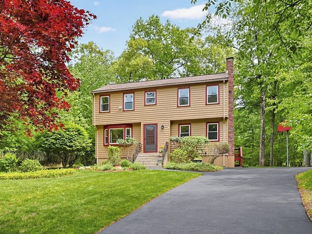 218 Hampton Rd, Sharon, Massachusetts, 4 Bedrooms Bedrooms, 8 Rooms Rooms,2.5 BathroomsBathrooms,Residential,For Sale,Hampton Rd,73524526