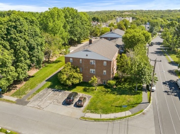 226 Rock St, Norwood, Massachusetts, 2 Bedrooms Bedrooms, 4 Rooms Rooms,1 BathroomBathrooms,Residential,For Sale,Rock St,73530318 226 Rock St, Norwood, Massachusetts, 2 Bedrooms Bedrooms, 4 Rooms Rooms,1 BathroomBathrooms,Residential,For Sale,Rock St,73530318