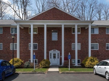 72 Barrett St, Northampton, Massachusetts, 1 Bedroom Bedrooms, 4 Rooms Rooms,1 BathroomBathrooms,Residential Lease,For Rent,Barrett St,73539071