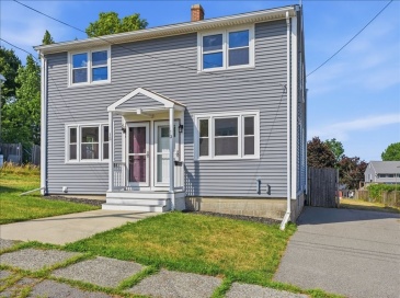 13-15 Bursley Rd, Weymouth, Massachusetts, 2 Bedrooms Bedrooms, 4 Rooms Rooms,1 BathroomBathrooms,Residential Lease,For Rent,Bursley Rd,73547833