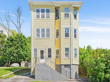 9 Caprera Rd, Worcester, Massachusetts, 9 Bedrooms Bedrooms, 15 Rooms Rooms,3 BathroomsBathrooms,Residential Income,For Sale,Caprera Rd,73529018