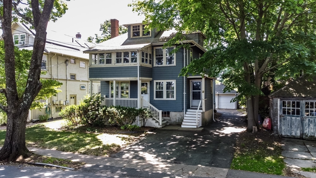 97-99 Cushing Ave, Belmont, Massachusetts, 4 Bedrooms Bedrooms, 12 Rooms Rooms,2 BathroomsBathrooms,Residential Income,For Sale,Cushing Ave,73537938