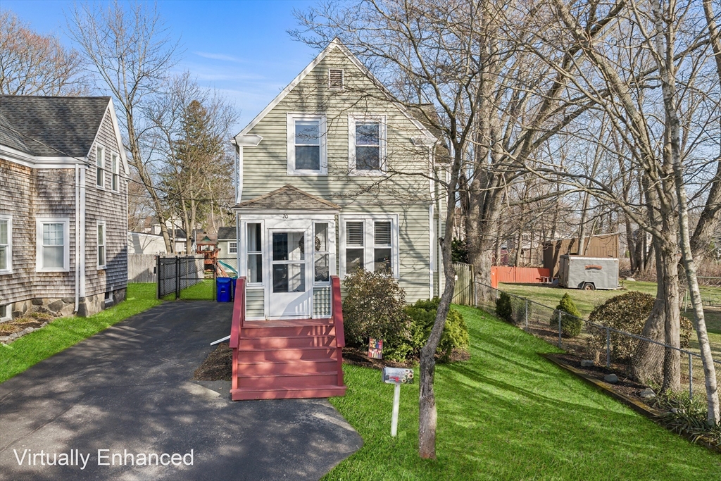 20 Emerson St, Rockland, Massachusetts, 3 Bedrooms Bedrooms, 6 Rooms Rooms,1 BathroomBathrooms,Residential,For Sale,Emerson St,73501652