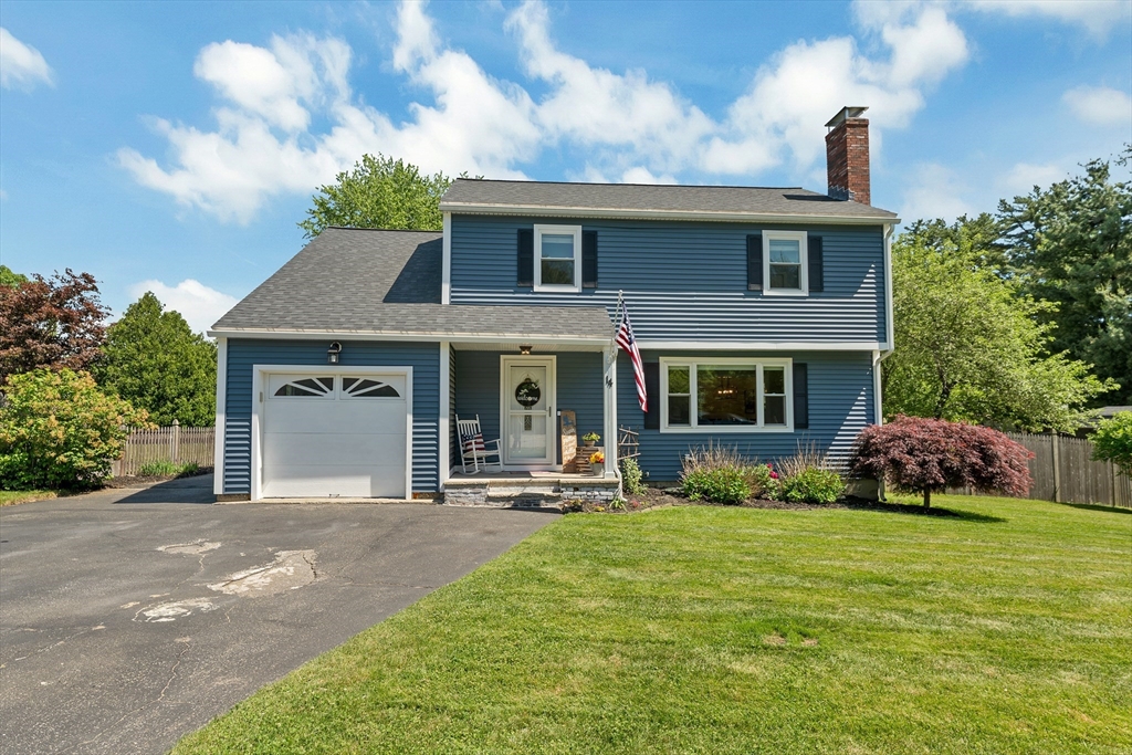 14 Juniper Lane, Nashua, New Hampshire, 4 Bedrooms Bedrooms, 8 Rooms Rooms,2 BathroomsBathrooms,Residential,For Sale,Juniper Lane,73533675