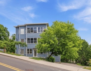 560 Pleasant, Gardner, Massachusetts, 7 Bedrooms Bedrooms, 13 Rooms Rooms,3 BathroomsBathrooms,Residential Income,For Sale,Pleasant,73535033