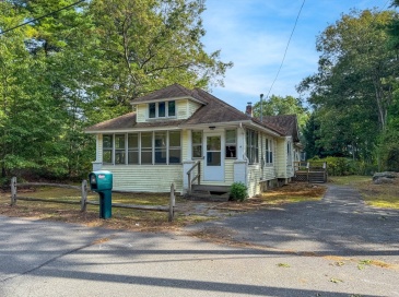 14 Brook St, Ayer, Massachusetts, 3 Bedrooms Bedrooms, 6 Rooms Rooms,1 BathroomBathrooms,Residential,For Sale,Brook St,73437984