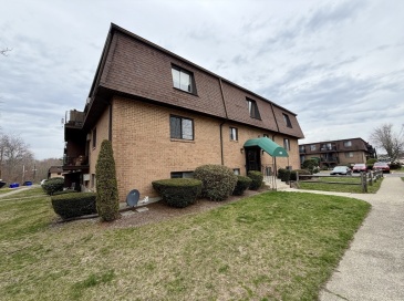 800 County Street, Taunton, Massachusetts, 2 Bedrooms Bedrooms, 4 Rooms Rooms,1 BathroomBathrooms,Residential,For Sale,County Street,73501170