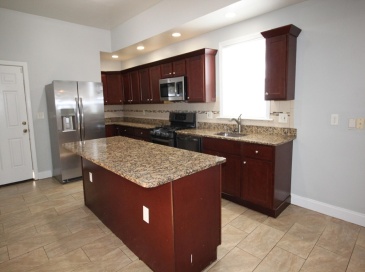 83 Devon St, Boston, Massachusetts, 2 Bedrooms Bedrooms, 5 Rooms Rooms,2 BathroomsBathrooms,Residential Lease,For Rent,Devon St,73551459