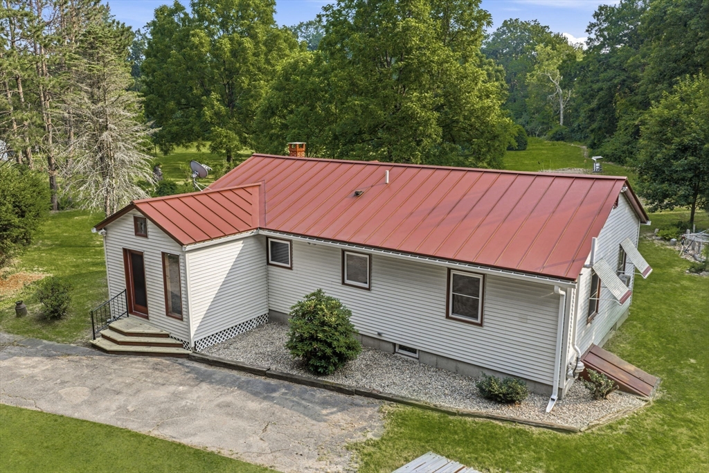 1158 A Millers Falls Rd, Northfield, Massachusetts, 3 Bedrooms Bedrooms, 5 Rooms Rooms,1 BathroomBathrooms,Residential,For Sale,Millers Falls Rd,73551743