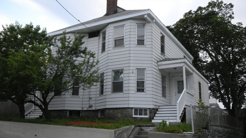 77-79 Dalby Street, Newton, Massachusetts, 4 Bedrooms Bedrooms, 10 Rooms Rooms,2 BathroomsBathrooms,Residential Income,For Sale,Dalby Street,73551749