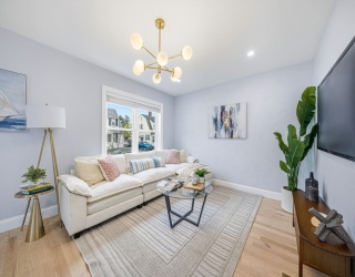 30 Arnold St, Quincy, Massachusetts, 3 Bedrooms Bedrooms, 8 Rooms Rooms,1 BathroomBathrooms,Residential Lease,For Rent,Arnold St,73551750