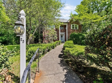 25 Hundreds Cir, Wellesley, Massachusetts, 4 Bedrooms Bedrooms, 12 Rooms Rooms,3.5 BathroomsBathrooms,Residential,For Sale,Hundreds Cir,73551561 25 Hundreds Cir, Wellesley, Massachusetts, 4 Bedrooms Bedrooms, 12 Rooms Rooms,3.5 BathroomsBathrooms,Residential,For Sale,Hundreds Cir,73551561