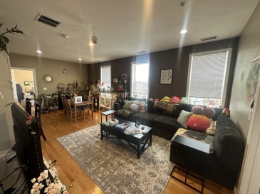 100 Fellsway West, Somerville, Massachusetts, 2 Bedrooms Bedrooms, 3 Rooms Rooms,2 BathroomsBathrooms,Residential Lease,For Rent,Fellsway West,73551585 100 Fellsway West, Somerville, Massachusetts, 2 Bedrooms Bedrooms, 3 Rooms Rooms,2 BathroomsBathrooms,Residential Lease,For Rent,Fellsway West,73551585