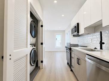 1305 Hyde Park Ave., Boston, Massachusetts, 2 Rooms Rooms,1 BathroomBathrooms,Residential Lease,For Rent,Hyde Park Ave.,73551589 1305 Hyde Park Ave., Boston, Massachusetts, 2 Rooms Rooms,1 BathroomBathrooms,Residential Lease,For Rent,Hyde Park Ave.,73551589