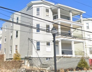 40 Temple, Somerville, Massachusetts, 3 Bedrooms Bedrooms, 4 Rooms Rooms,1 BathroomBathrooms,Residential Lease,For Rent,Temple,73551658