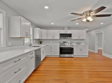 18 Mystic St, Medford, Massachusetts, 3 Bedrooms Bedrooms, 5 Rooms Rooms,1 BathroomBathrooms,Residential Lease,For Rent,Mystic St,73551668
