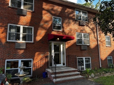 31 Montvale Ave, Woburn, Massachusetts, 2 Bedrooms Bedrooms, 4 Rooms Rooms,1 BathroomBathrooms,Residential Lease,For Rent,Montvale Ave,73551669