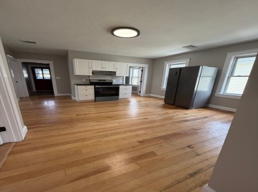 19 Endicott, Worcester, Massachusetts, 3 Bedrooms Bedrooms, 5 Rooms Rooms,1 BathroomBathrooms,Residential Lease,For Rent,Endicott,73551505 19 Endicott, Worcester, Massachusetts, 3 Bedrooms Bedrooms, 5 Rooms Rooms,1 BathroomBathrooms,Residential Lease,For Rent,Endicott,73551505
