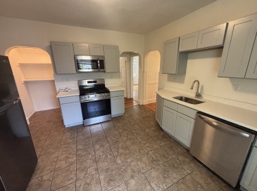 9 Holden Street, Boston, Massachusetts, 3 Bedrooms Bedrooms, 6 Rooms Rooms,1 BathroomBathrooms,Residential Lease,For Rent,Holden Street,73551524 9 Holden Street, Boston, Massachusetts, 3 Bedrooms Bedrooms, 6 Rooms Rooms,1 BathroomBathrooms,Residential Lease,For Rent,Holden Street,73551524