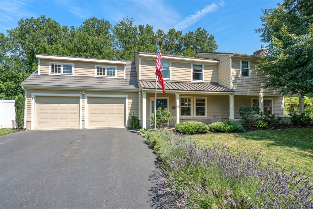 12 Beech Lane, Agawam, Massachusetts, 4 Bedrooms Bedrooms, 8 Rooms Rooms,2.5 BathroomsBathrooms,Residential,For Sale,Beech Lane,73551751