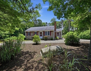 10 Circle Dr, Eastham, Massachusetts, 3 Bedrooms Bedrooms, 6 Rooms Rooms,2 BathroomsBathrooms,Residential,For Sale,Circle Dr,73551817